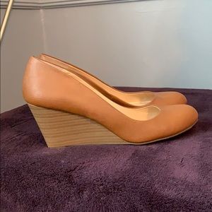 Brown/tan Jessica Simpson wedge heels
